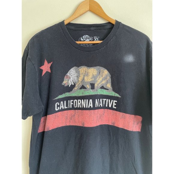 Five Crown California Native Graphic Print Bear Shirt - Picture 4 of 5